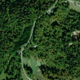 Satellite imagery of Brown Ridge, US