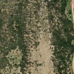 Satellite imagery of Megála Déndra, GR