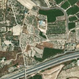 Satellite imagery of Restos de la antigua muralla y torre, ES