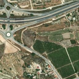 Satellite imagery of Restos de la antigua muralla y torre, ES