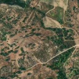 Satellite imagery of Castello dei Carafa, IT