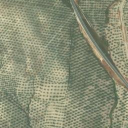 Satellite imagery of Loma del Madero, ES