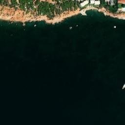 Satellite imagery of Kavoúri, GR