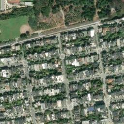 Satellite imagery of Pacific Heights, US