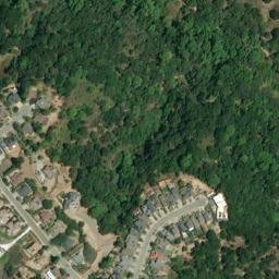 Satellite imagery of Leona Quarry, US