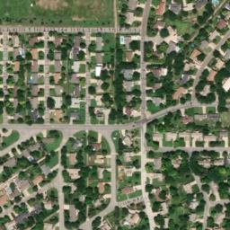 2214 Fairway Dr Dodge City KS 67801 Satellite Map