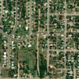 900-998 W Ash St Dodge City KS Satellite Map