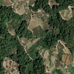 Satellite imagery of Zarári, GR