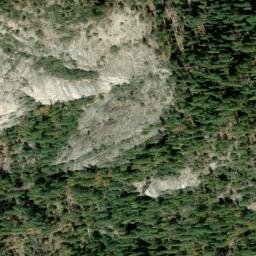 Satellite imagery of Fireplace Bluffs, US