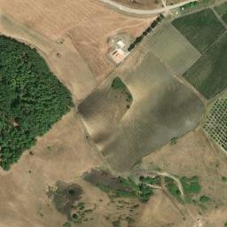 Satellite imagery of Castello di Calatamauro, IT