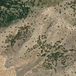 Satellite imagery of Cerro Torres de la Umbría, ES