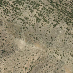 Satellite imagery of Cerro Torres de la Umbría, ES