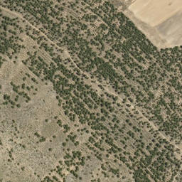 Satellite imagery of Cerro Torres de la Umbría, ES