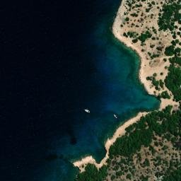 Satellite imagery of Ákra Manólis, GR