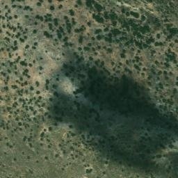 Satellite imagery of Sierra de los Calderones, ES