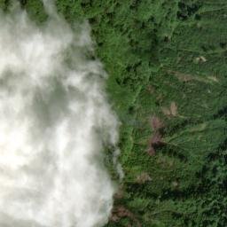 Satellite imagery of 縦峰, JP