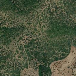 Satellite imagery of Ráchi Baroutospiliás, GR