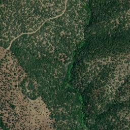Satellite imagery of Ráchi Baroutospiliás, GR