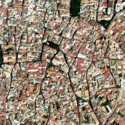 Satellite imagery of La Giralda, ES