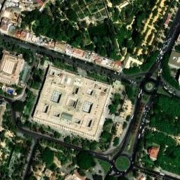 Satellite imagery of La Giralda, ES