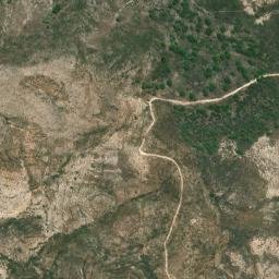 Satellite imagery of Cerro de Enmedio, ES