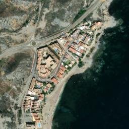 Satellite imagery of El Calón, ES