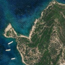 Satellite imagery of Ákra Váïza, GR