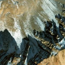 Satellite imagery of Piute Crags, US