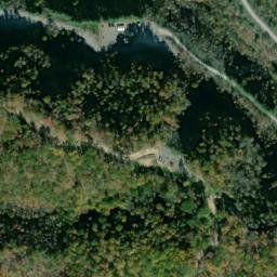 Satellite imagery of Vince Ridge, US