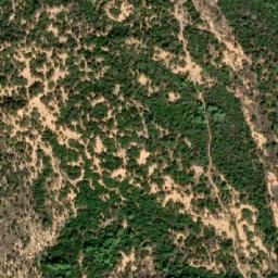 Satellite imagery of Ragoubet el Bania, TN