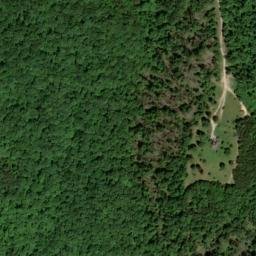 Satellite imagery of Pond Ridge, US