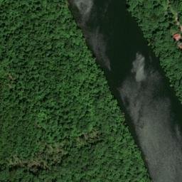 Satellite imagery of Pond Ridge, US