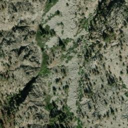 Satellite imagery of Slide Bluffs, US