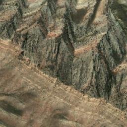 Satellite imagery of Kūh-e Kamar-e Ābgāhī, IR