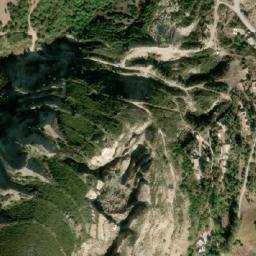 Satellite imagery of Khanguet Kef Tout, TN