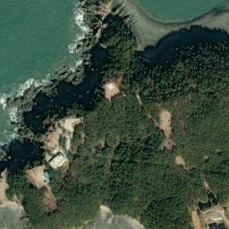 Satellite imagery of Chŏnggok-tu, KR