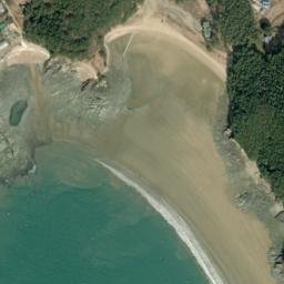 Satellite imagery of Chŏnggok-tu, KR