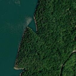 Satellite imagery of Cooper Point, US