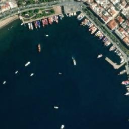 Satellite imagery of Hafza Sultan Kervansarayı, TR