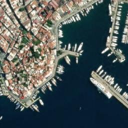 Satellite imagery of Hafza Sultan Kervansarayı, TR