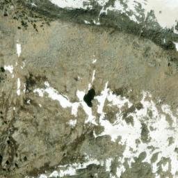Satellite imagery of King Spur, US