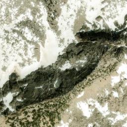 Satellite imagery of King Spur, US