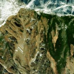 Satellite imagery of 小蓮華山, JP