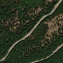 Satellite imagery of Argoub ez Zeen Maglou, TN