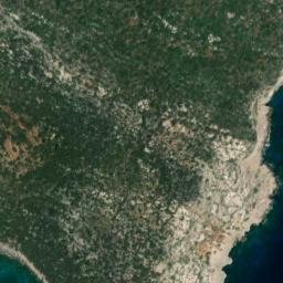 Satellite imagery of Ákra Kremmýdi, GR