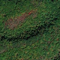 Satellite imagery of King Green Cliff, US