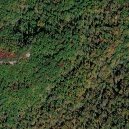 Satellite imagery of Henry Cliff, US