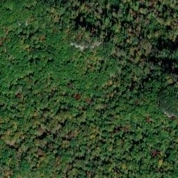 Satellite imagery of Vie Cliff, US