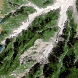 Satellite imagery of 猫又山, JP