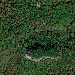 Satellite imagery of Fingers Cliff, US